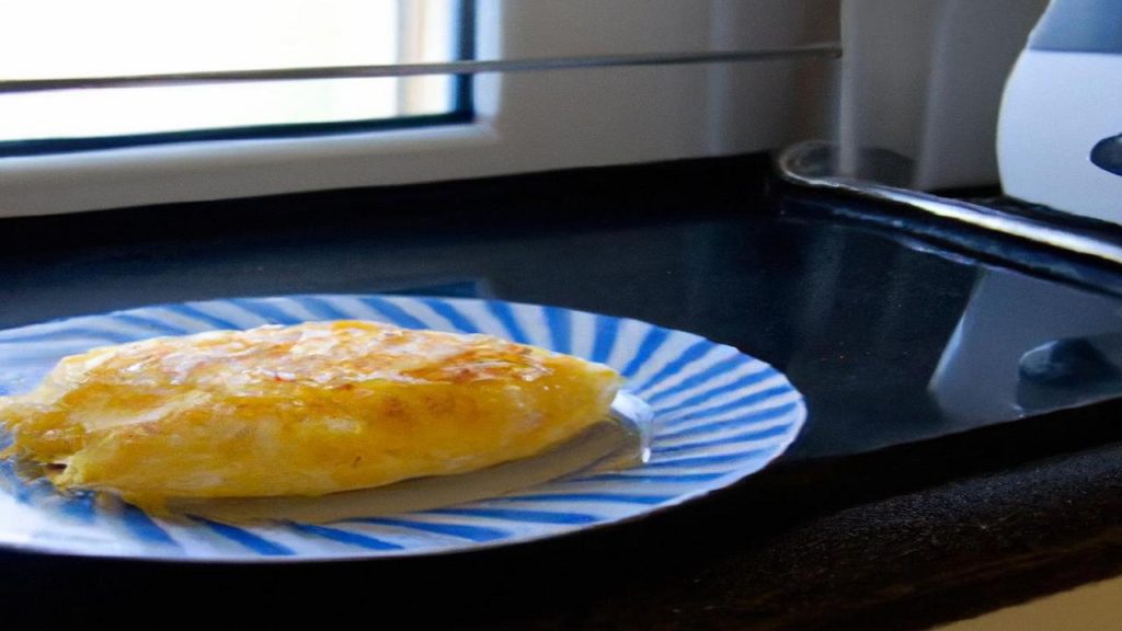 Szybki poradnik: czy jajecznicę można podgrzać w mikrofali?